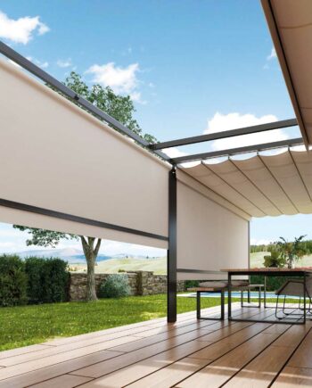 Retractable canopy patio cover