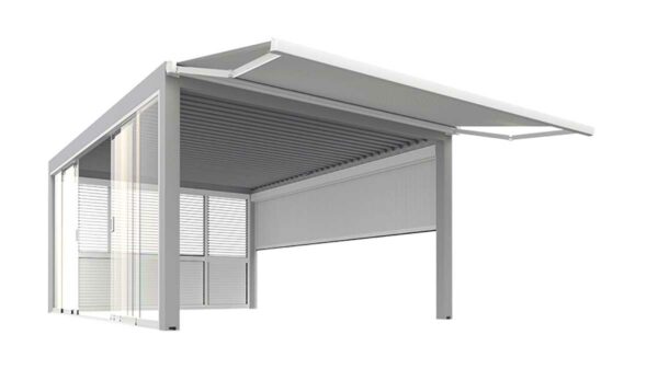 Bioclimatic pergola with glass curtains