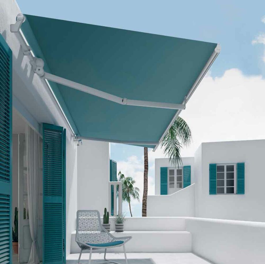 Awning with extendible arm, no cassette