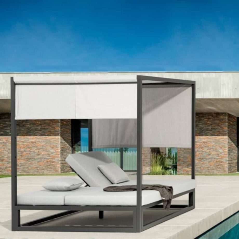 Edna Sunbed Anthracite LifeStyle View 1